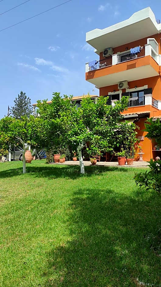 Donatos Apartments & Studios