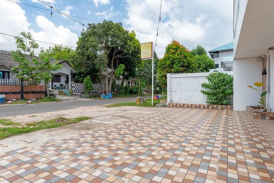 RedDoorz Syariah near KBC Batam Centre