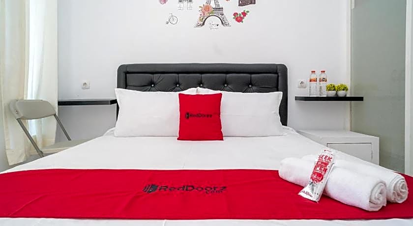 RedDoorz Syariah @ Winong Nganjuk