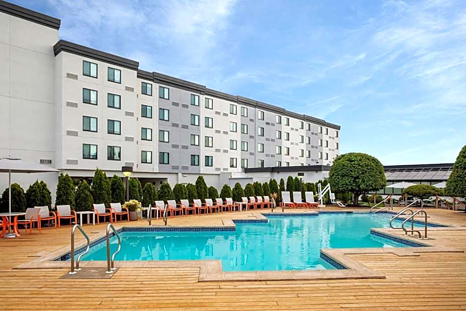 Holiday Inn Hasbrouck Heights-Meadowlands By IHG