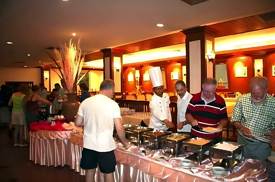 Sunday Ayothaya Hotel