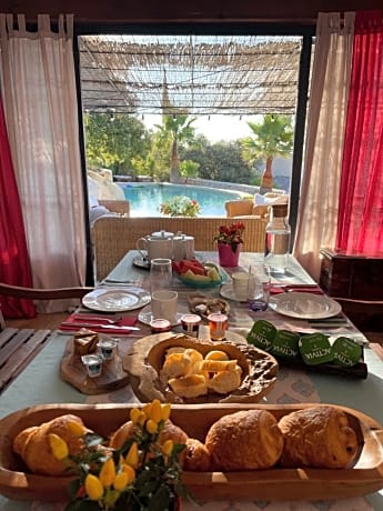 Room in villa Les tortues