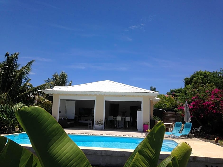 Chambre d'hôte Coeur-CoCo piscine