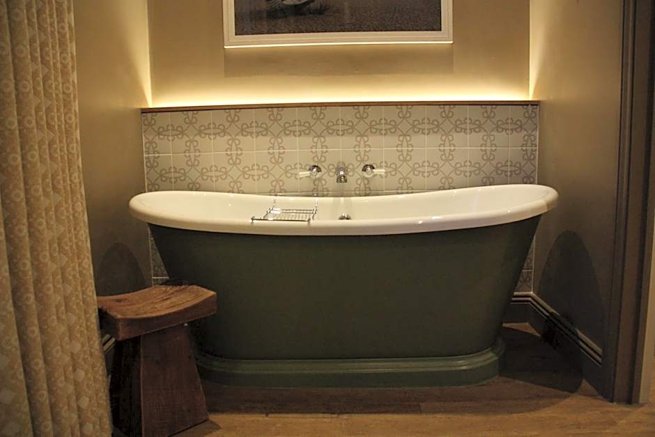 The Bell Hotel, Saxmundham