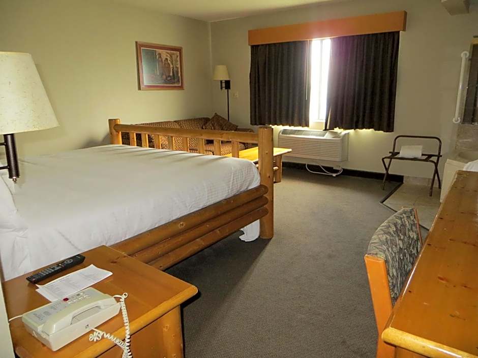Photo 1 of 6 of Superior 1 King Bed Suite
