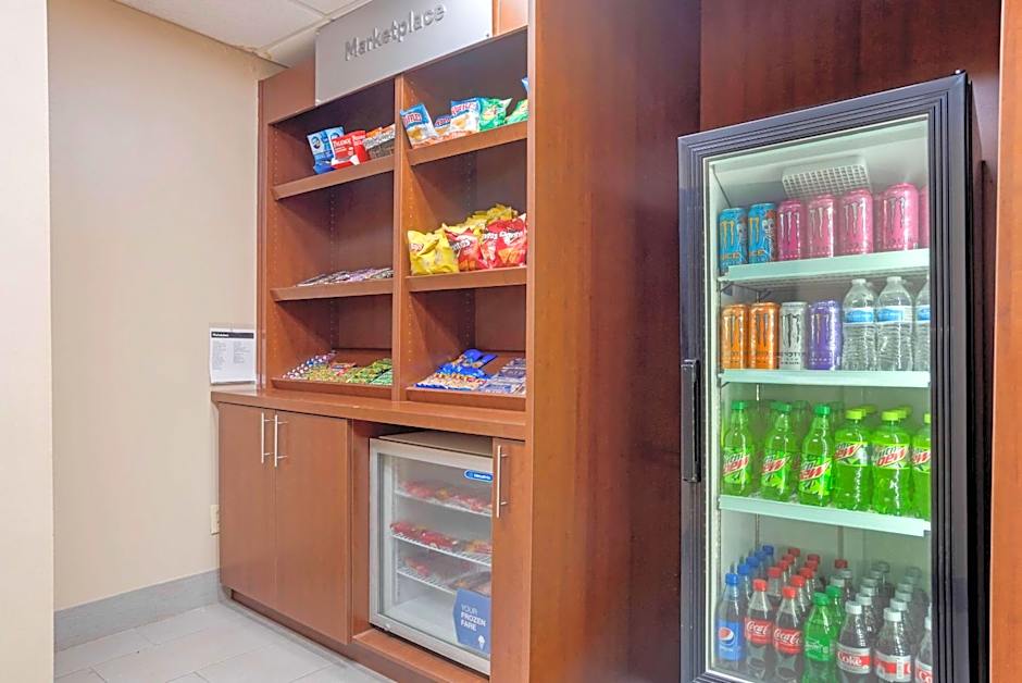 Comfort Suites Fultondale I-65 near I-22