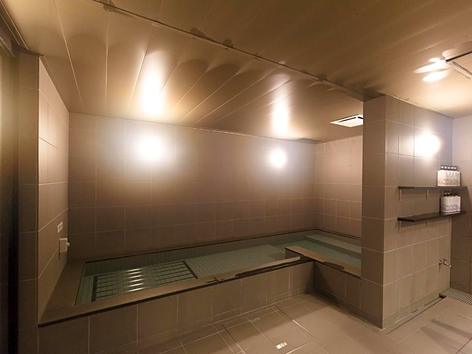 Capsule Hotel & Spa The Nell - Male only -