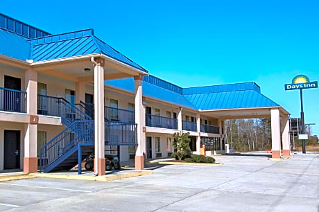 Days Inn by Wyndham Ocean Springs