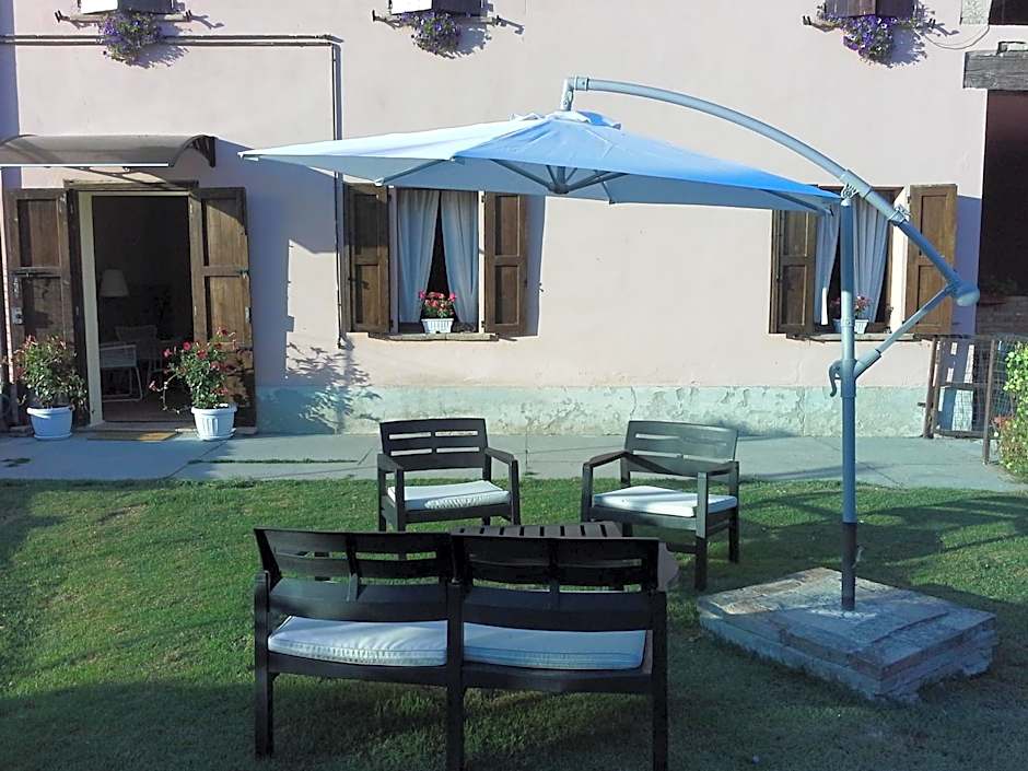 B&B Happiness in the Country