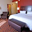 Hampton Inn & Suites Grand Forks