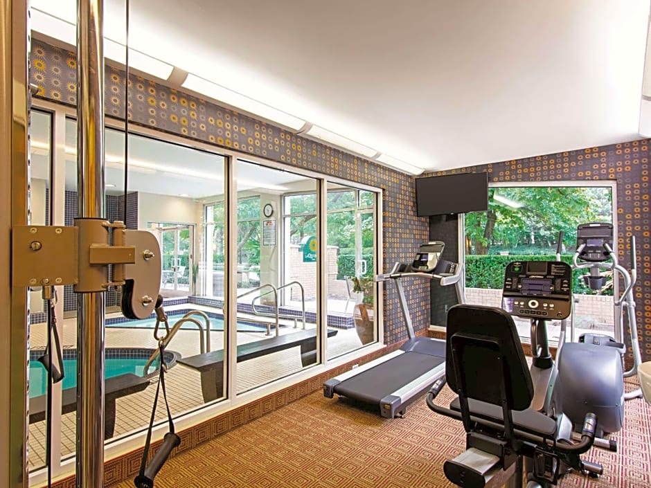 La Quinta Inn & Suites by Wyndham Vancouver Airport