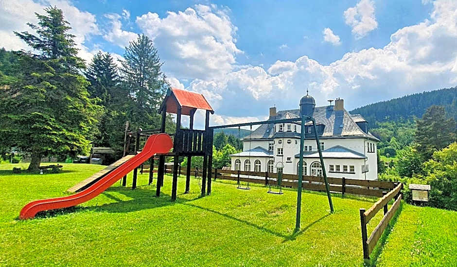 Waldhotel Feldbachtal