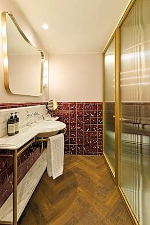 DOUBLE BOUTIQUE SINGLE USE