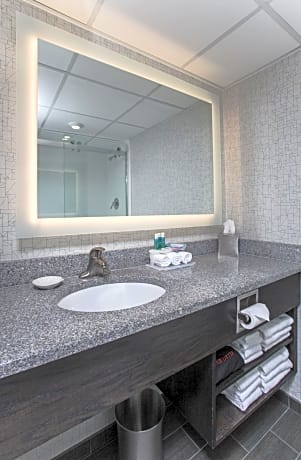 Holiday Inn Express Nags Head Oceanfront By IHG