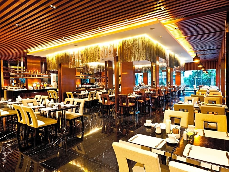 Royal Princess Larn Luang Hotel