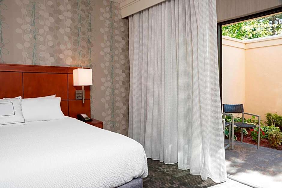 Courtyard by Marriott Traverse City