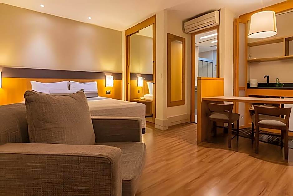 Flat particular dentro do Hotel Executive Faria Lima!