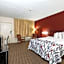 Red Roof Inn & Suites Hazleton