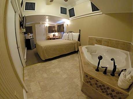 Honeymoon Caboose