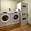 Super 8 by Wyndham Roseville/Detroit Area