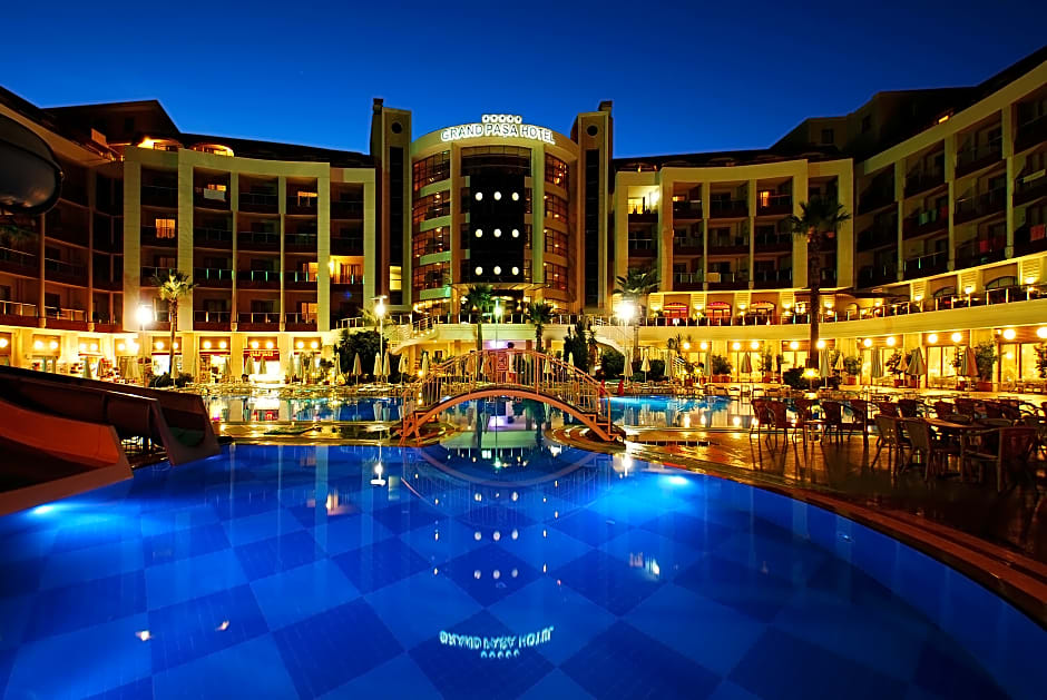 Grand Pasa Hotel