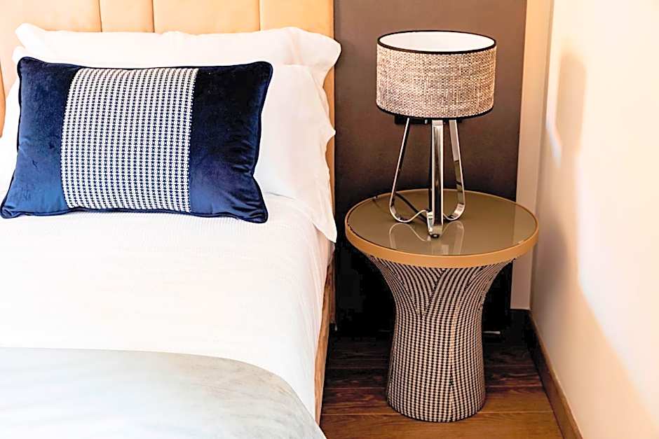 Amadomus Luxury Suites