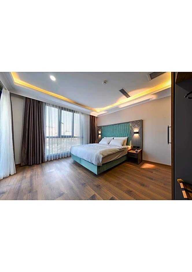 Shelton Airport Hotel