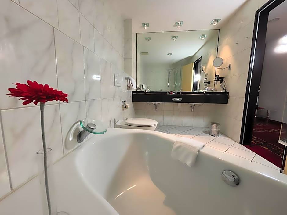 Aspire AcarA Oldenburg, Trademark Collection by Wyndham