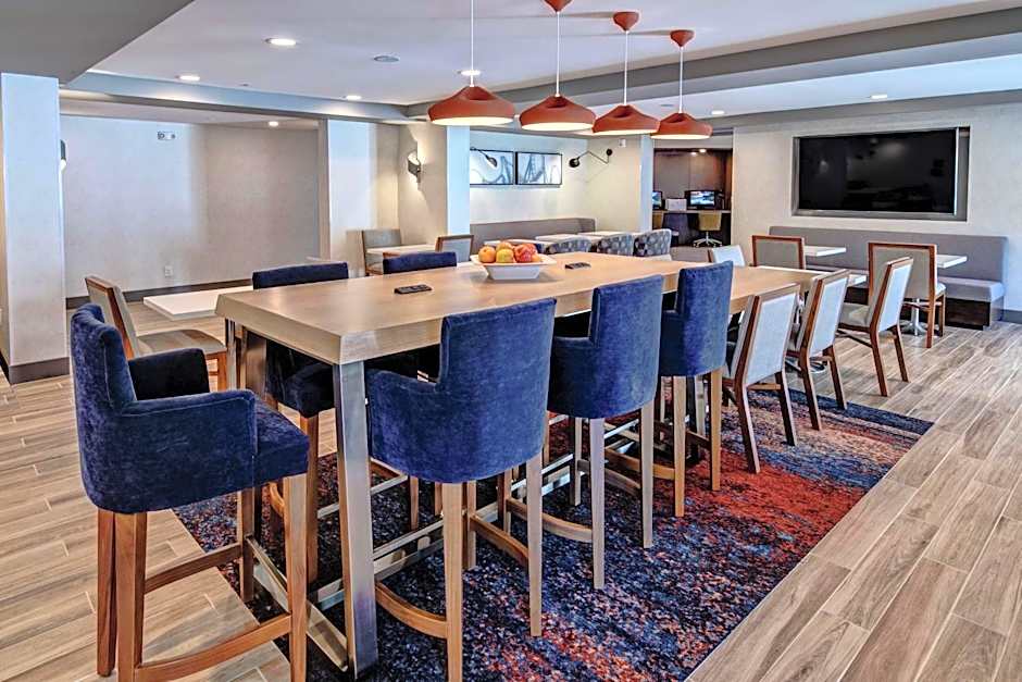 Hampton Inn By Hilton Vallejo