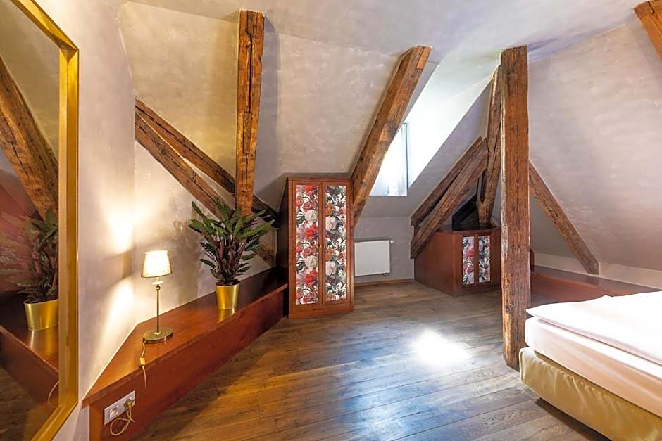 Miss Sophie's Charles Bridge