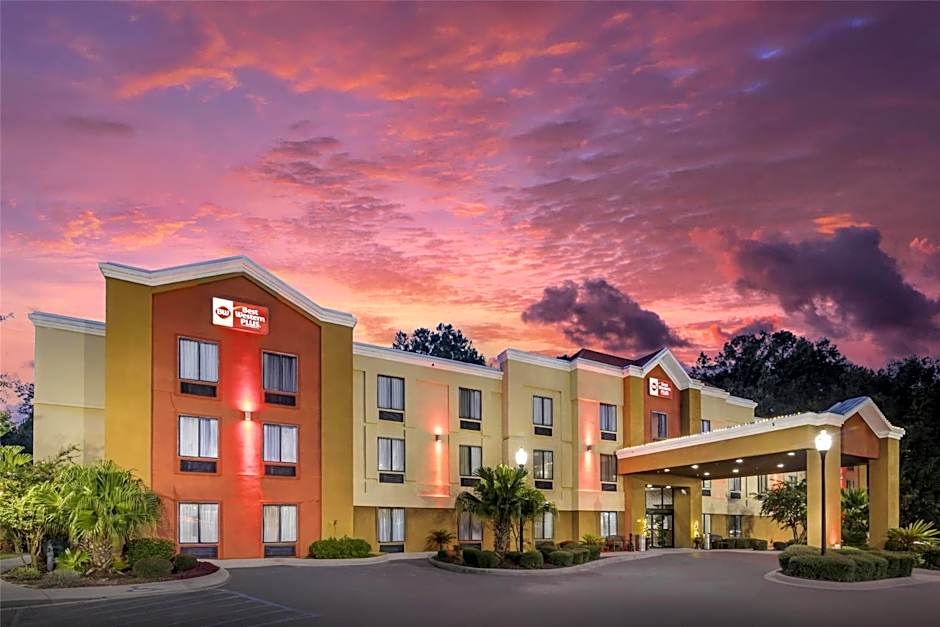 Best Western Plus Richmond Hill Inn