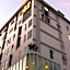 B2 Nakhonsawan Premier Hotel
