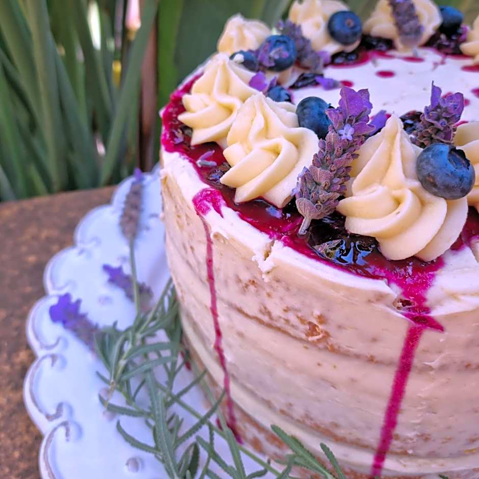 Bass Lake Country Lodge