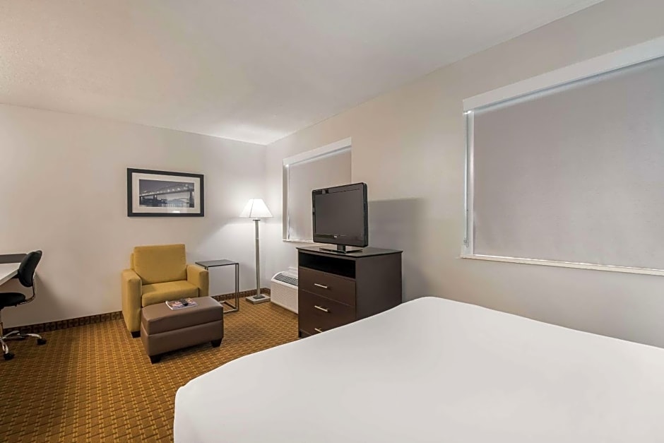 MainStay Suites Chattanooga Hamilton Place