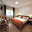 Hotel & Apartamentos Cons da Garda