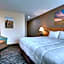 EverSpring Inn & Suites
