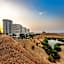 Crowne Plaza Muscat OCEC By IHG