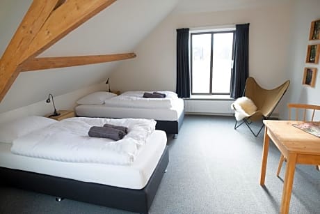 Double Room with Private Bathroom