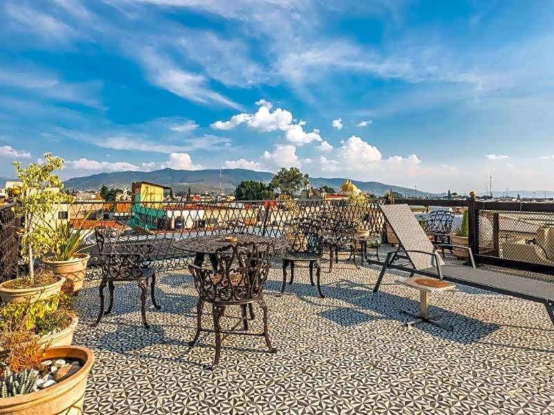 Capital O Hotel Patio Pombo