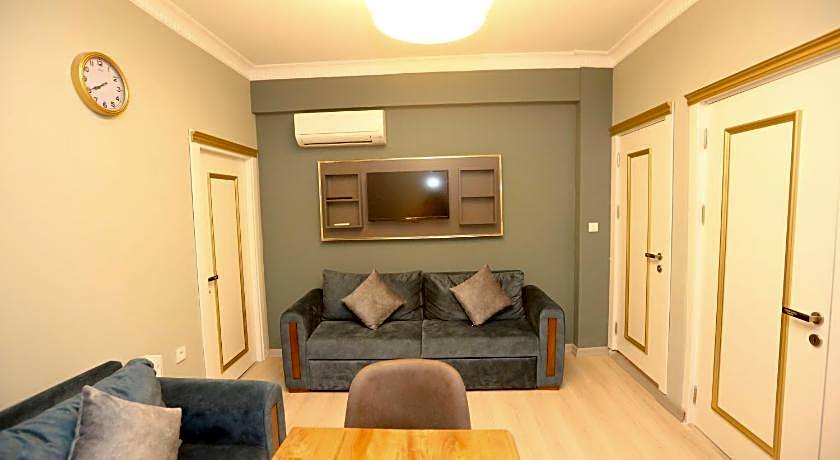 Grand moon hotel suites 