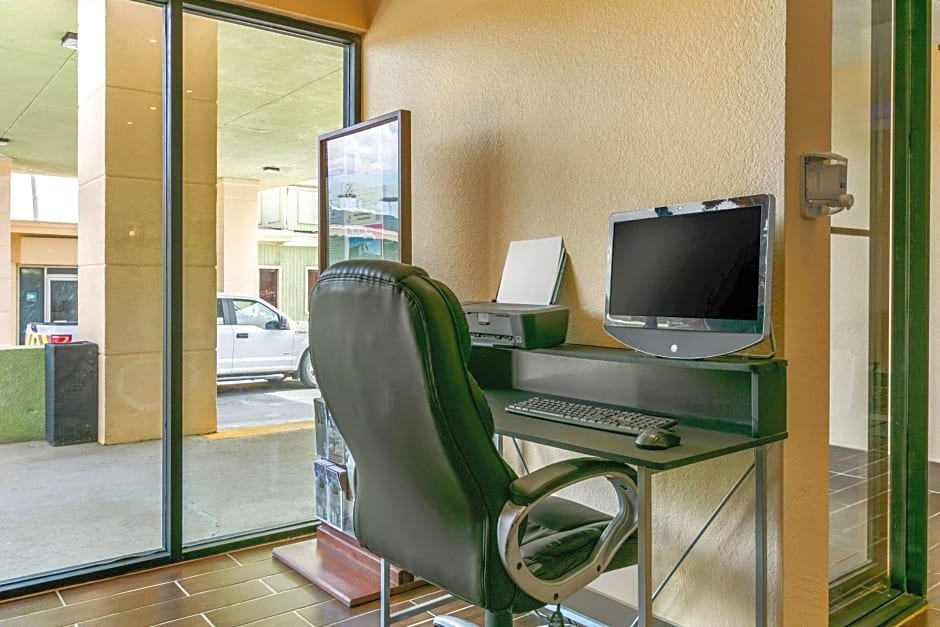 Quality Inn Rawlins I-80