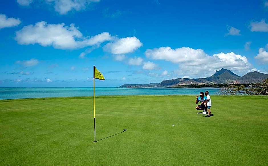 Bubble Lodge Ile aux Cerfs Island