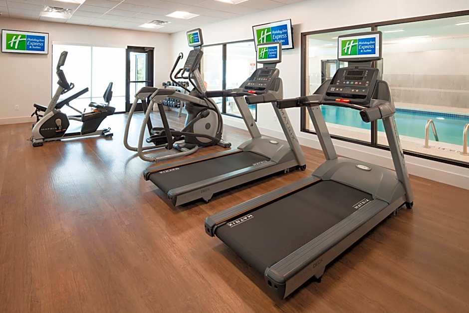 Holiday Inn Express & Suites East Peoria - Riverfront By IHG