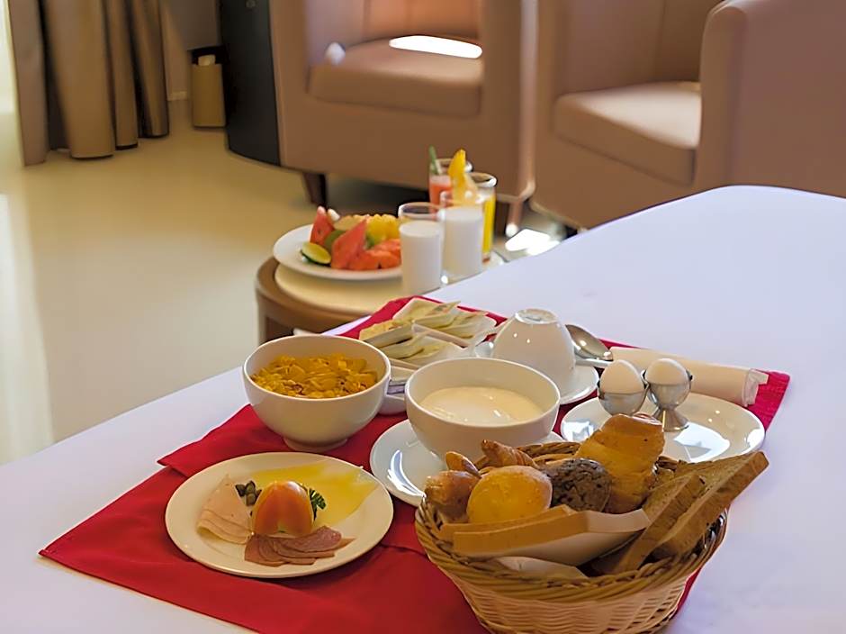 Champa Central Hotel