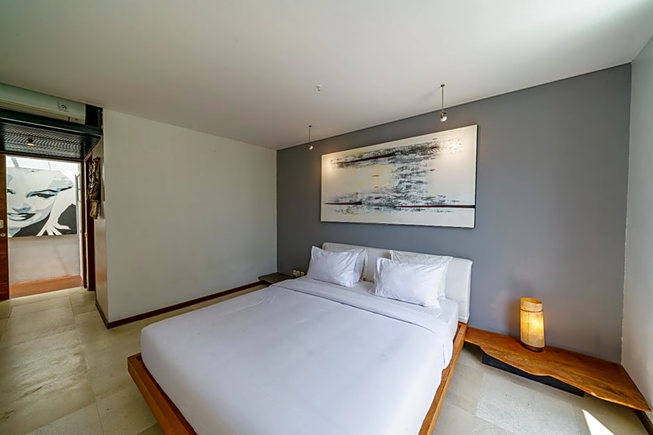 Villa Rio - Contemporary 2BR Villa in Downtown Seminyak