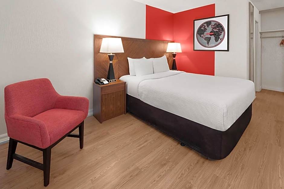 Ramada by Wyndham Arnprior