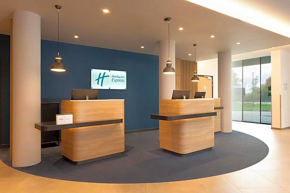 Holiday Inn Express Brussels Airport By IHG