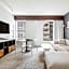 The O Hotel, Trademark Collection by Wyndham