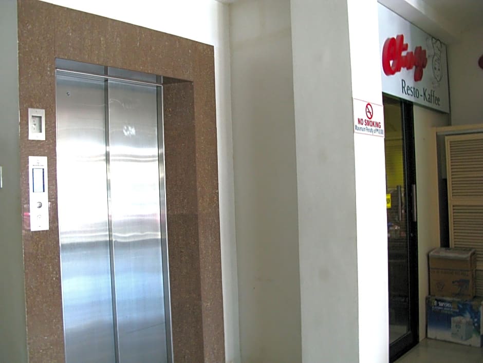 Jade Dragon's Suites