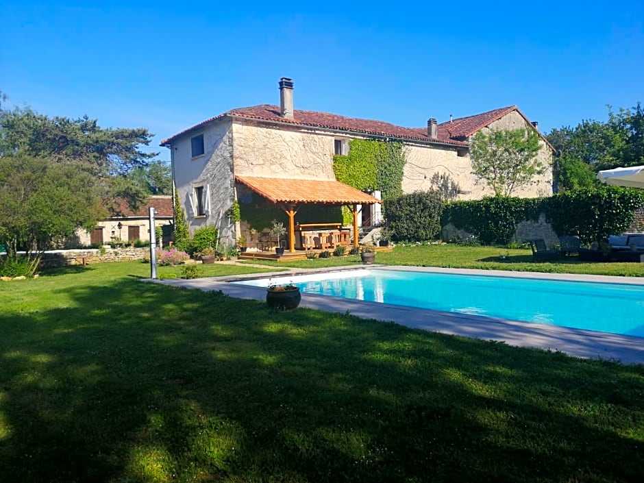 Les Granges de la Leigne, Ruffec